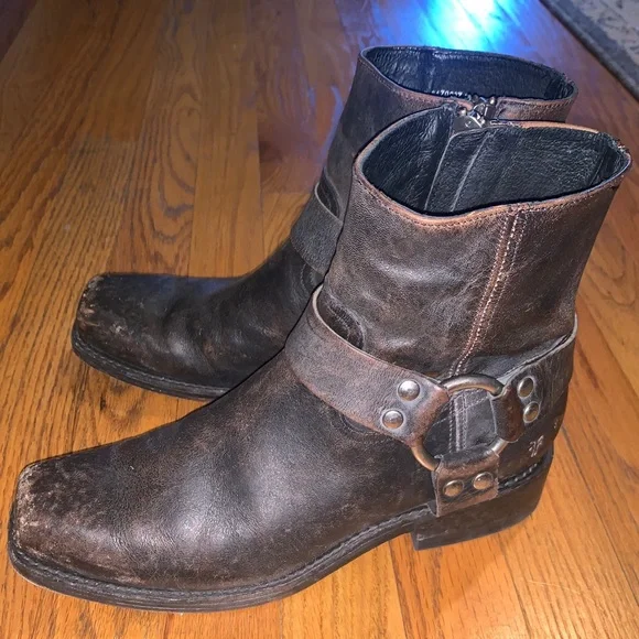 Frye dark brown soft durable leather motorcycle boots - Picture 2 of 6